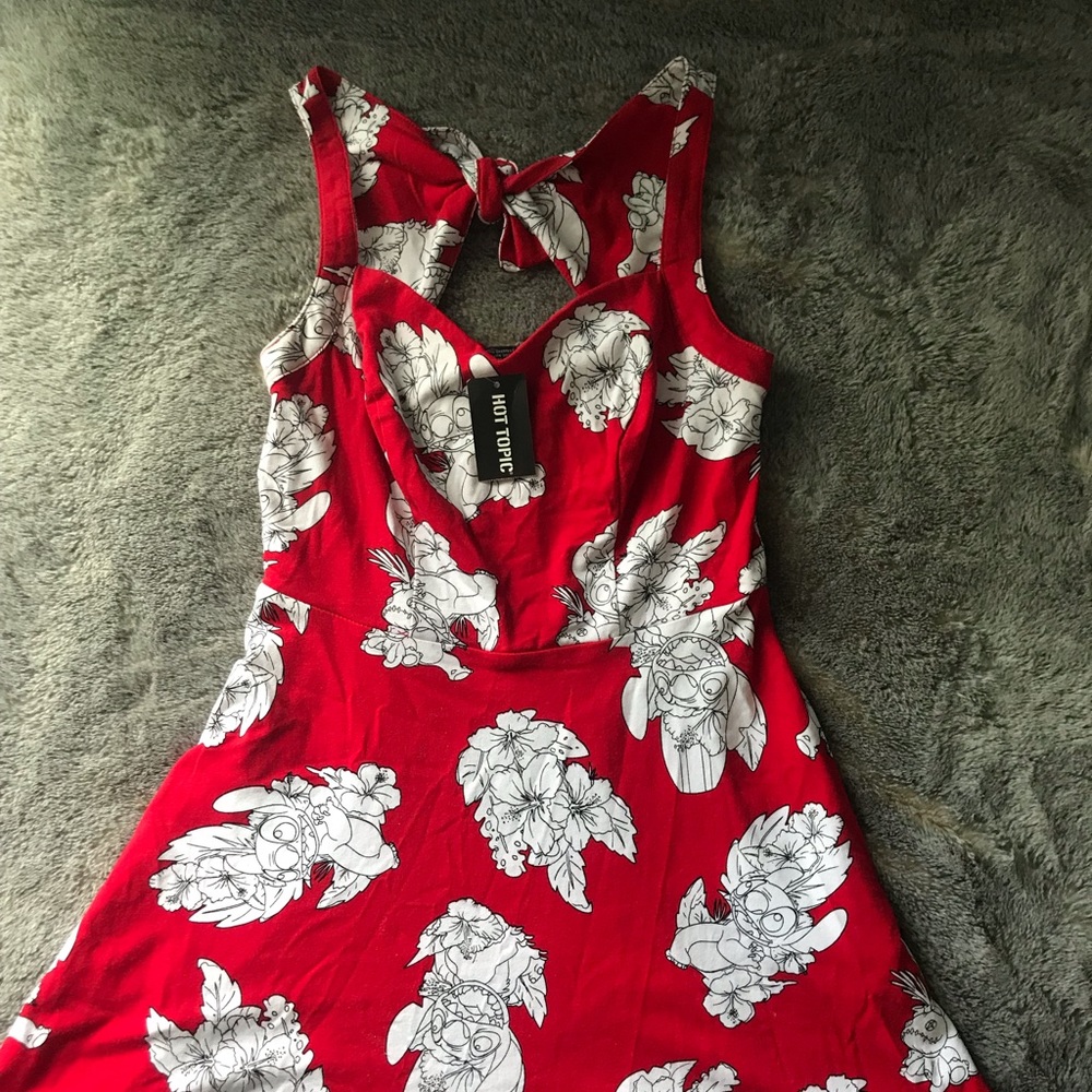 NWT Hot Topic Lilo dress